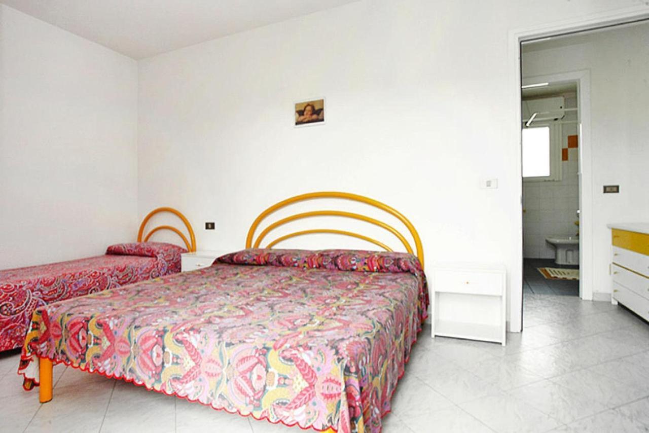Apartment In Rosolina Mare With A Shared Pool Buitenkant foto