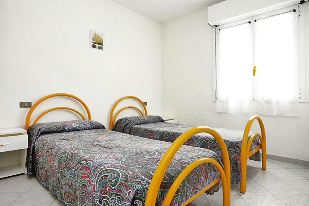 Apartment In Rosolina Mare With A Shared Pool Buitenkant foto